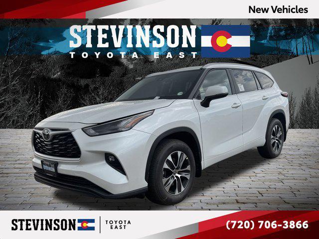 new 2025 Toyota Highlander car, priced at $47,608