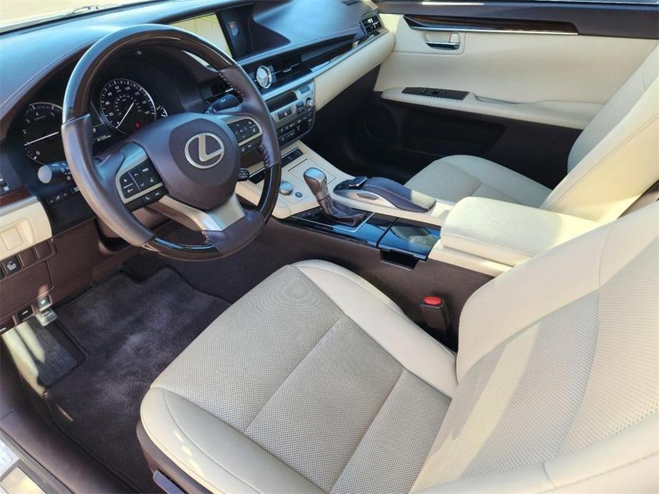 used 2017 Lexus ES 350 car, priced at $22,993