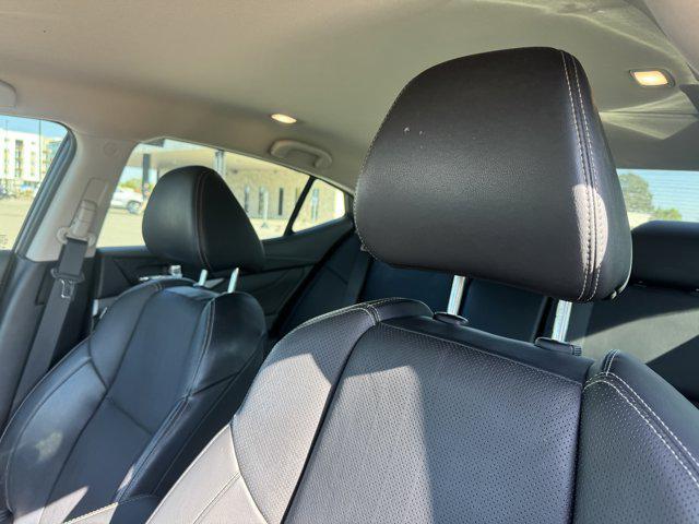 used 2017 Nissan Maxima car, priced at $13,991