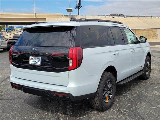 new 2025 Ford Expedition car, priced at $86,535
