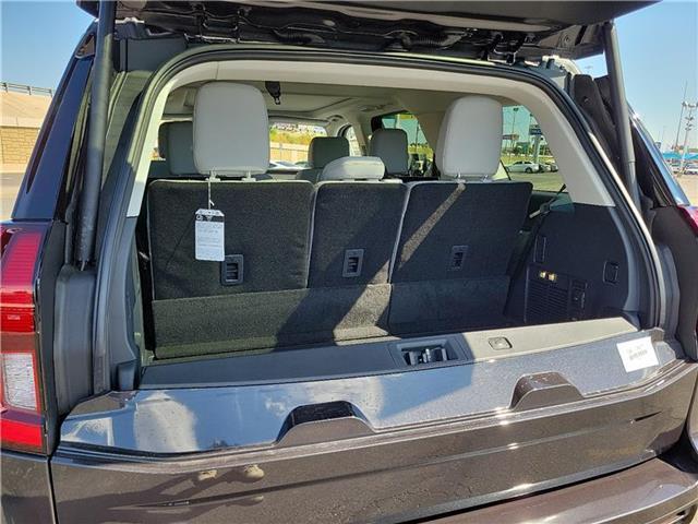 new 2025 Ford Expedition car, priced at $74,975