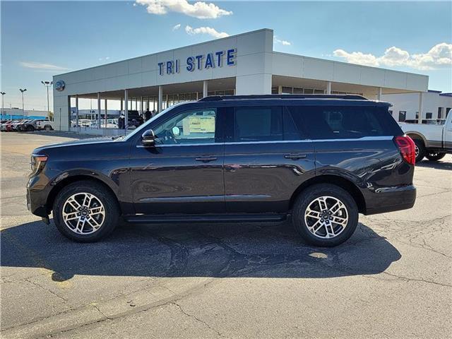 new 2025 Ford Expedition car, priced at $74,975