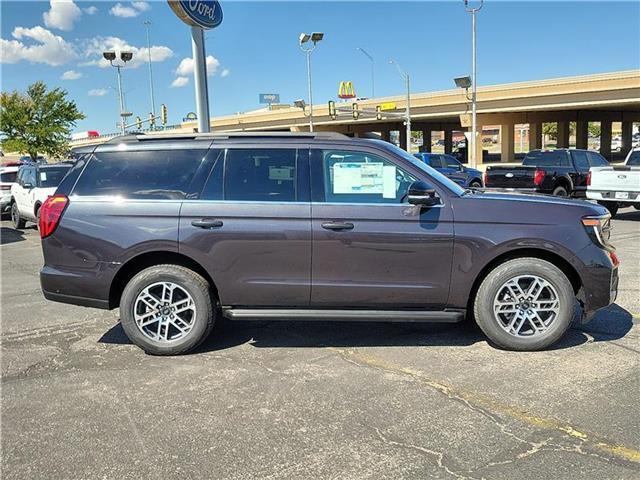 new 2025 Ford Expedition car, priced at $74,975
