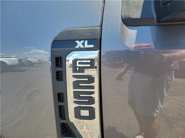 new 2025 Ford F-250 car, priced at $64,690