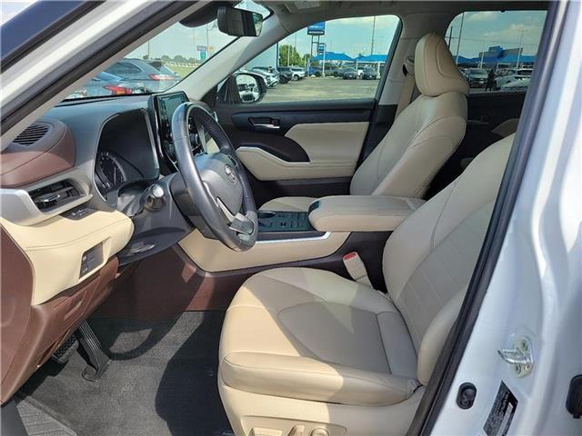 used 2022 Toyota Highlander car, priced at $36,950