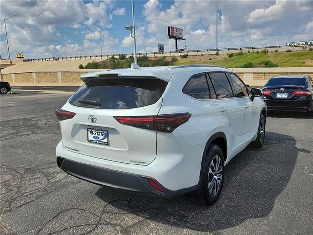 used 2022 Toyota Highlander car, priced at $36,950