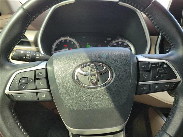 used 2022 Toyota Highlander car, priced at $36,950
