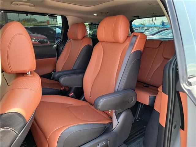 used 2024 Kia Carnival car, priced at $45,125