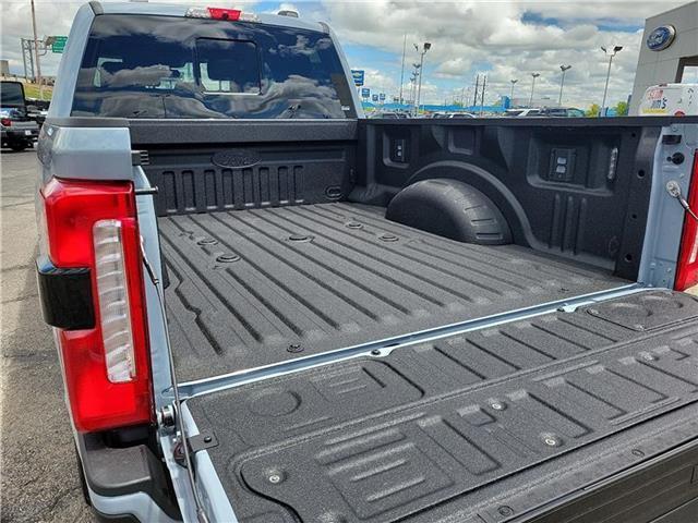 new 2025 Ford F-250 car, priced at $95,910