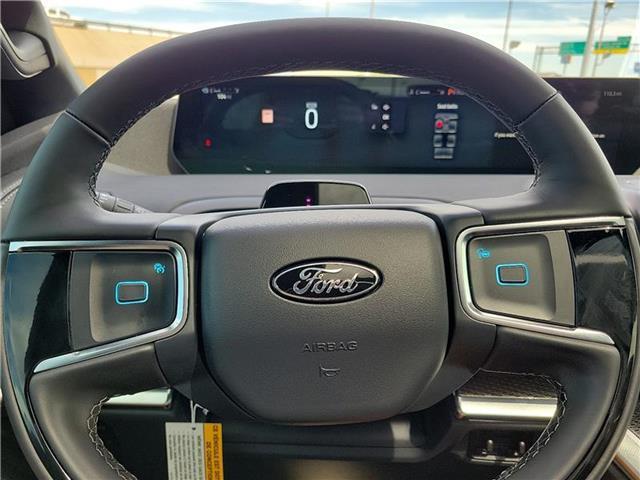 new 2025 Ford Expedition car, priced at $88,475