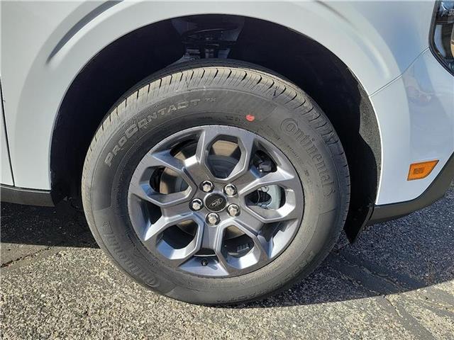 new 2025 Ford Maverick car, priced at $35,065