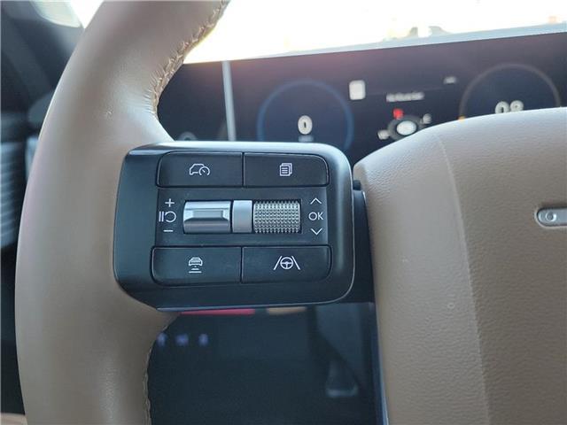 used 2025 Hyundai Santa Fe car, priced at $37,895