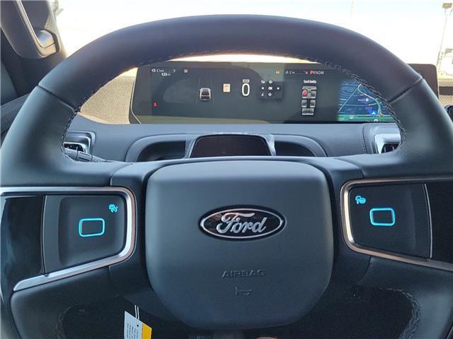 new 2025 Ford Expedition car, priced at $86,135