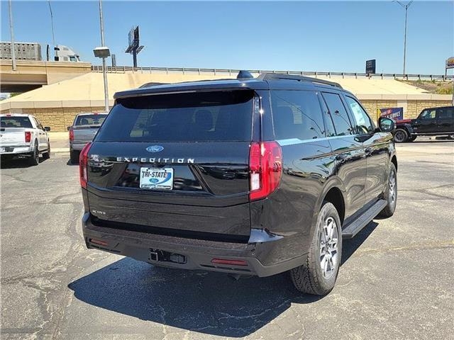 new 2025 Ford Expedition car, priced at $74,000