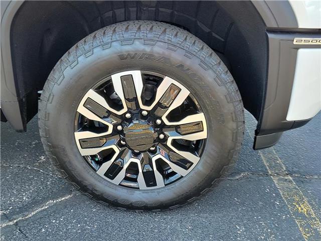 used 2025 GMC Sierra 2500 car, priced at $92,595