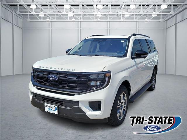new 2025 Ford Expedition car, priced at $76,260