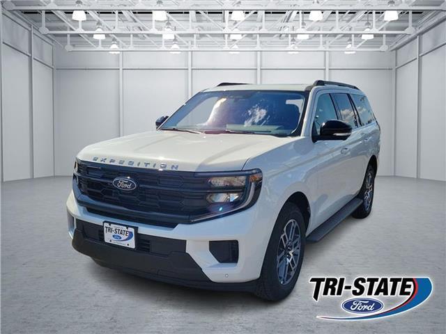 new 2025 Ford Expedition car, priced at $75,475