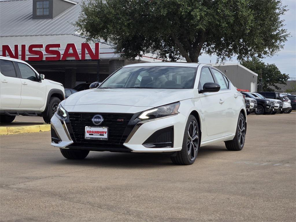 new 2025 Nissan Altima car, priced at $32,752