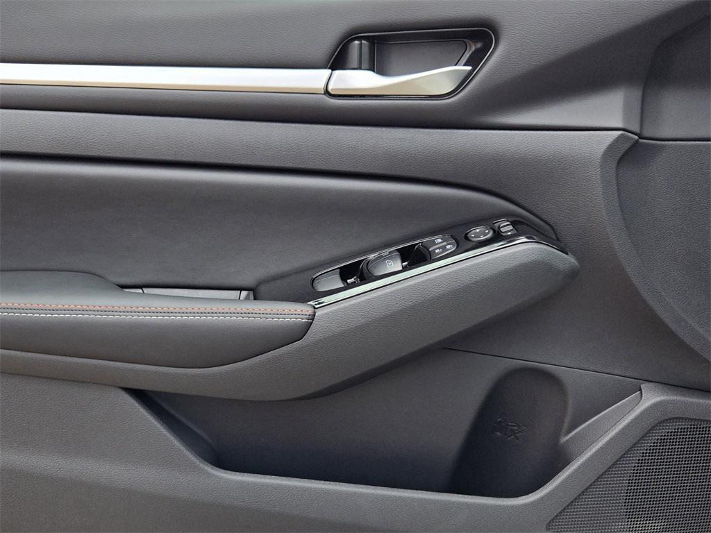 new 2025 Nissan Altima car, priced at $32,752