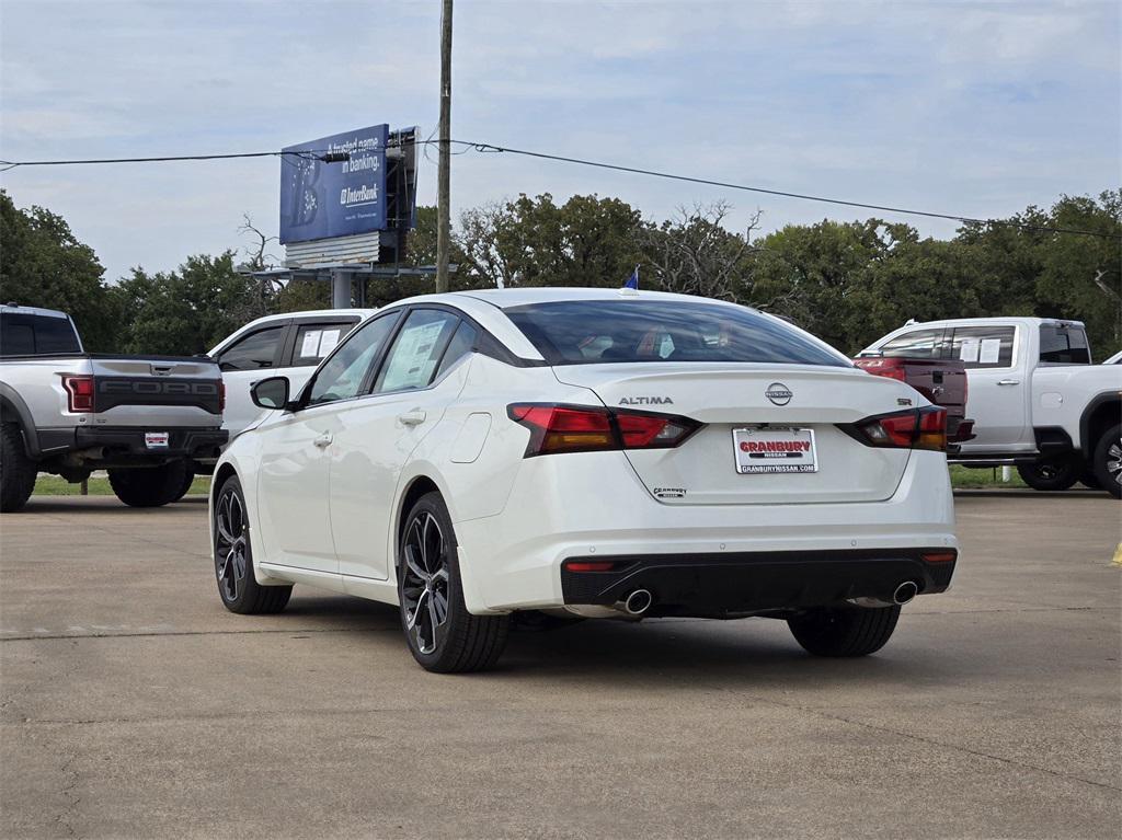 new 2025 Nissan Altima car, priced at $32,752