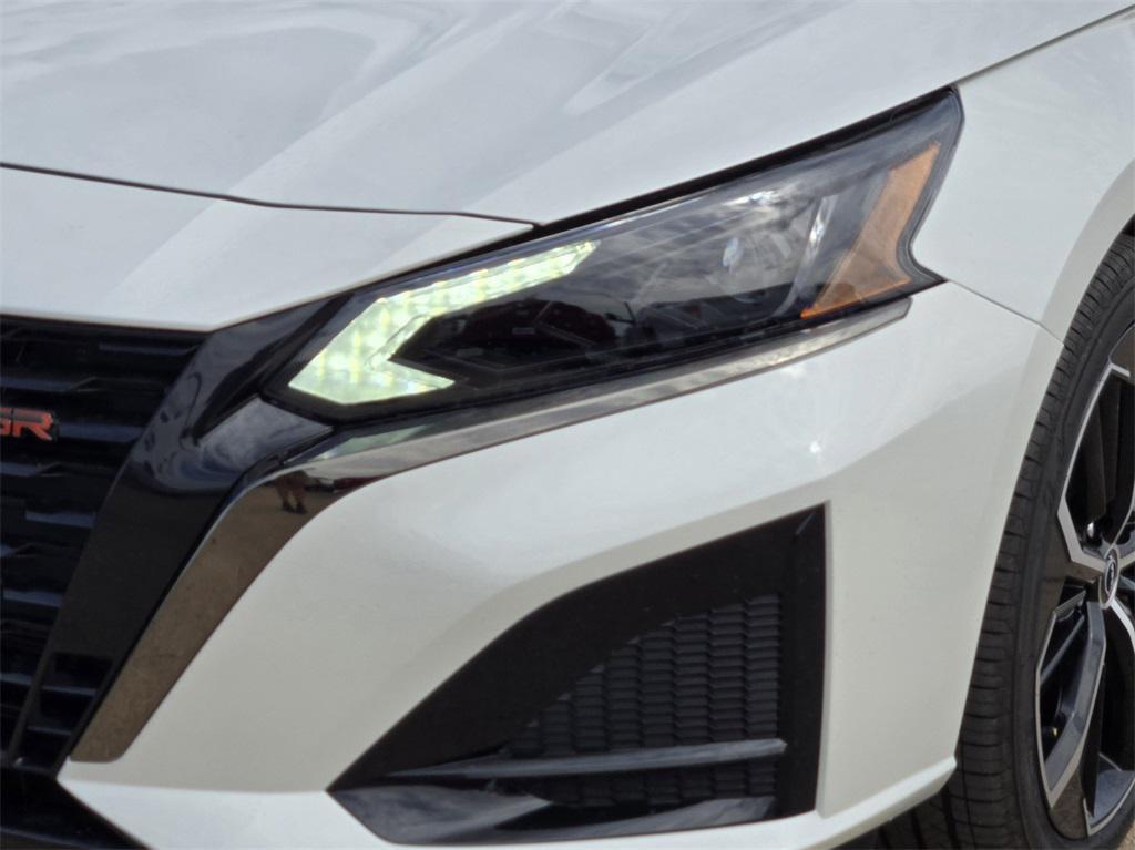 new 2025 Nissan Altima car, priced at $32,752
