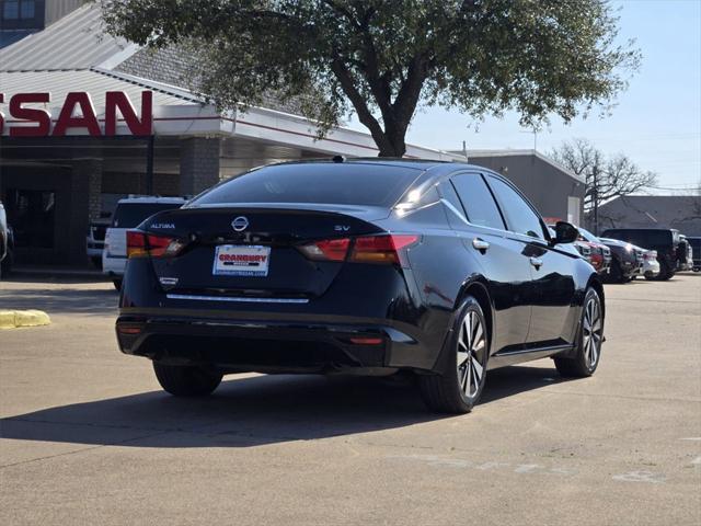 used 2022 Nissan Altima car, priced at $19,354