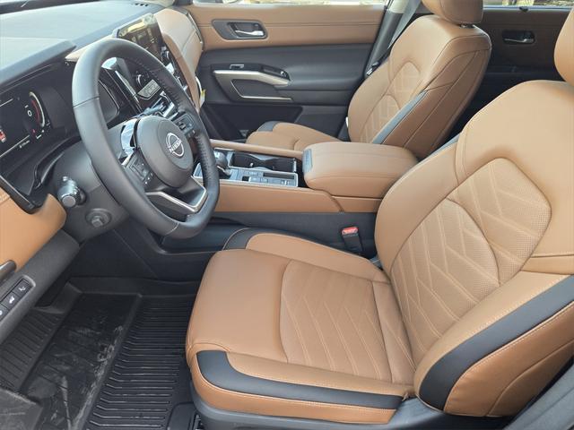 new 2025 Nissan Pathfinder car, priced at $48,485