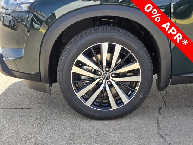 new 2025 Nissan Pathfinder car, priced at $48,985