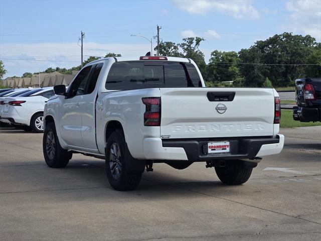 new 2025 Nissan Frontier car, priced at $34,118