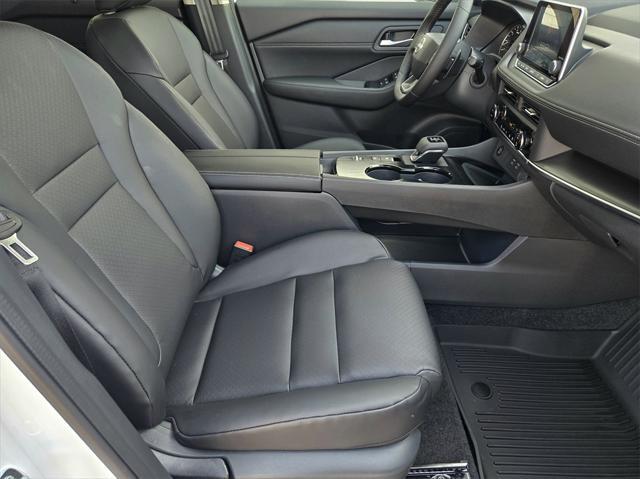 new 2025 Nissan Rogue car, priced at $33,041