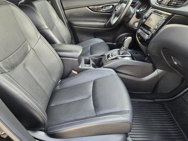 used 2022 Nissan Rogue Sport car, priced at $19,995