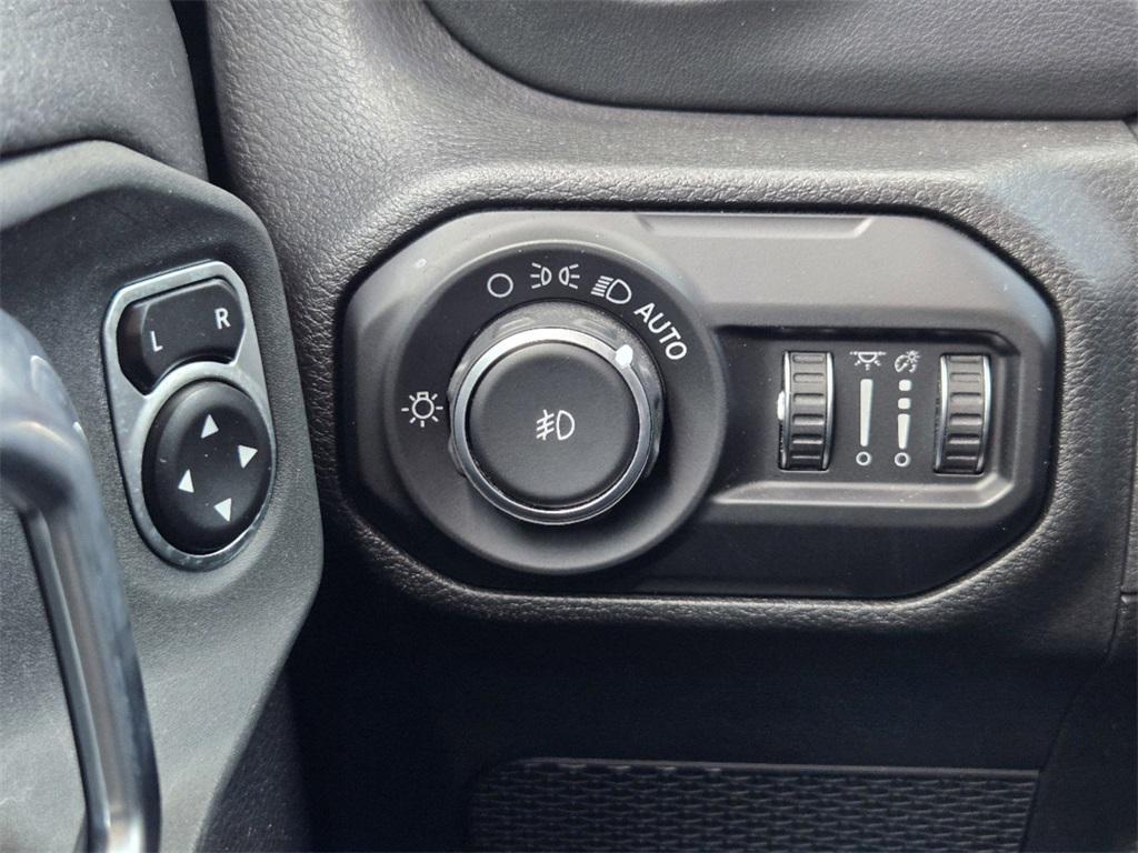used 2020 Jeep Wrangler Unlimited car, priced at $32,138