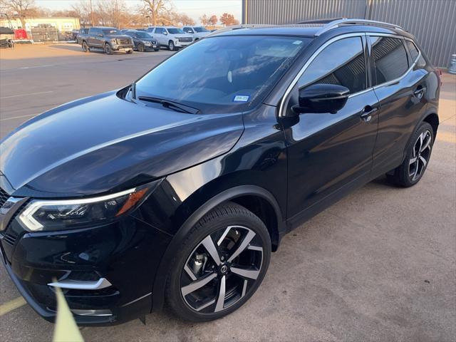 used 2022 Nissan Rogue Sport car, priced at $22,320