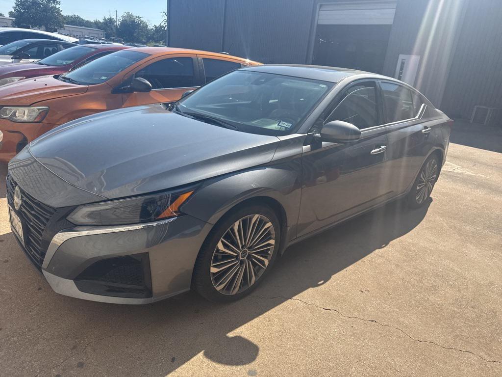 used 2024 Nissan Altima car, priced at $27,669