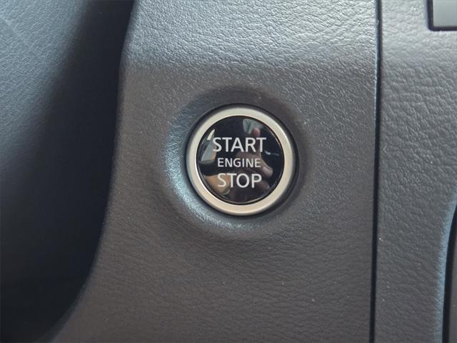new 2025 Nissan Frontier car, priced at $39,796