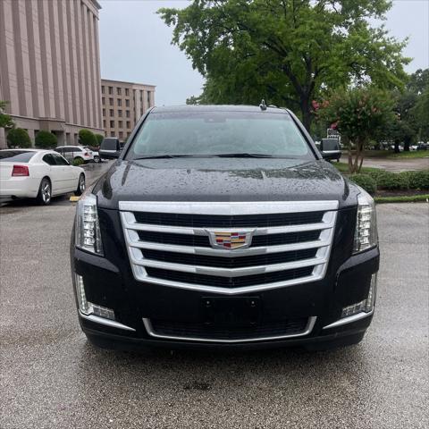 used 2020 Cadillac Escalade ESV car, priced at $40,277