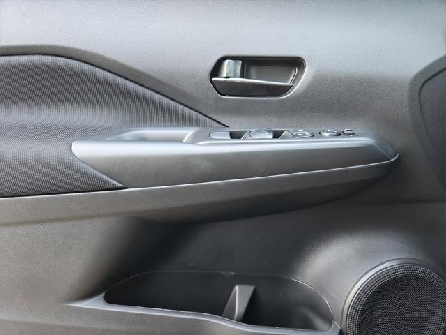 new 2025 Nissan Kicks car, priced at $23,257