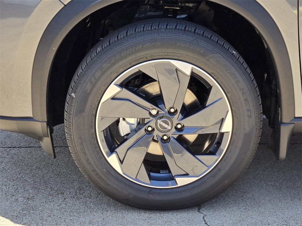 new 2025 Nissan Rogue car, priced at $30,857