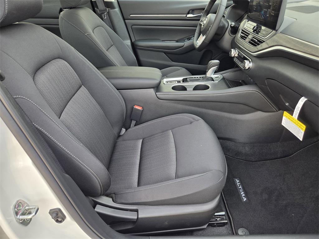 new 2025 Nissan Altima car, priced at $31,133