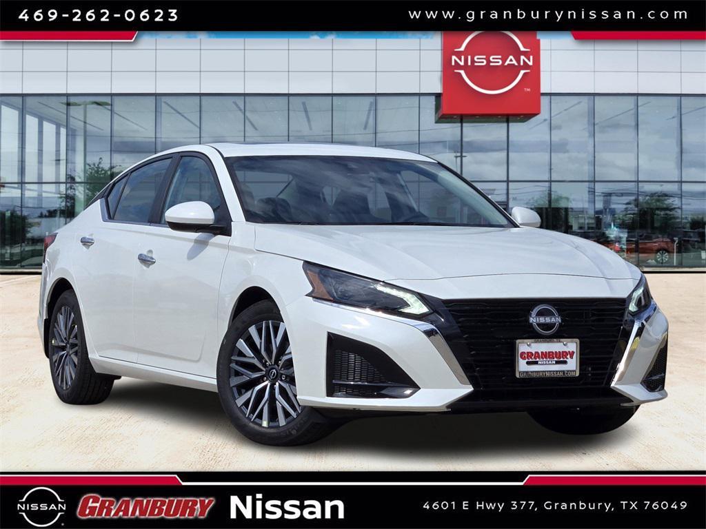 new 2025 Nissan Altima car, priced at $31,133