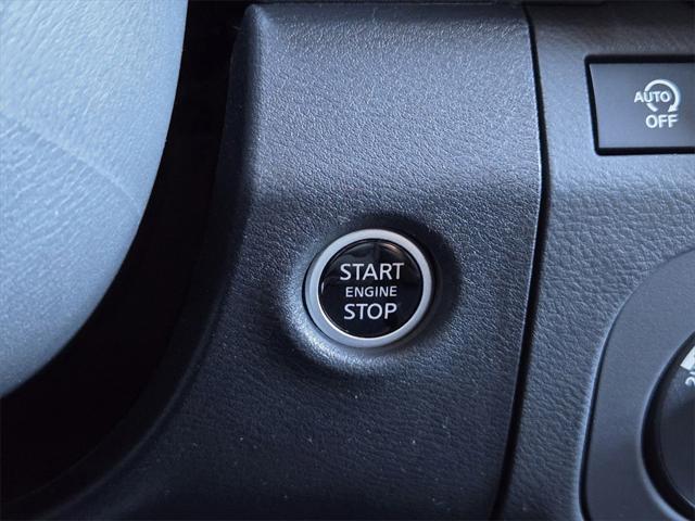new 2025 Nissan Frontier car, priced at $39,415