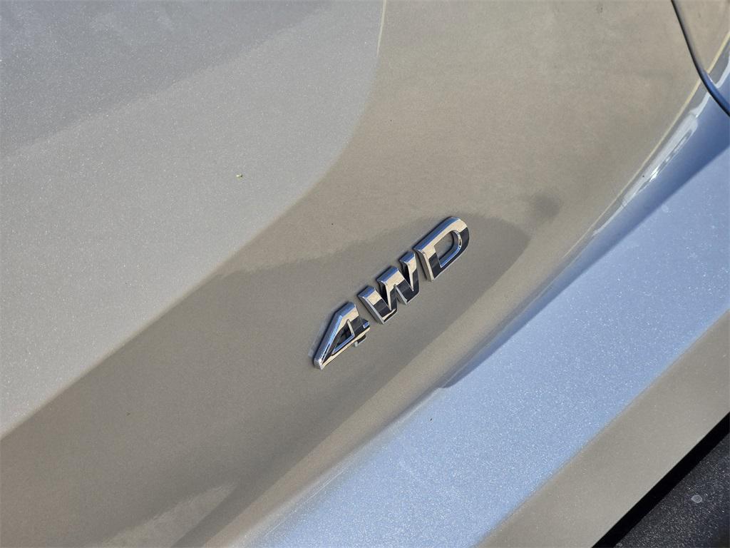 new 2025 Nissan Pathfinder car, priced at $35,703