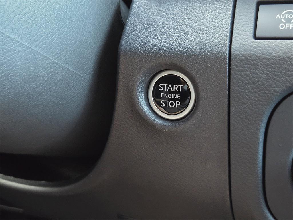 new 2025 Nissan Frontier car, priced at $35,712