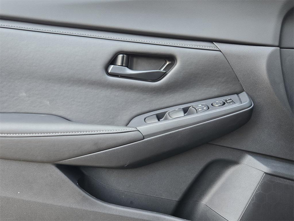 new 2025 Nissan Sentra car, priced at $21,867
