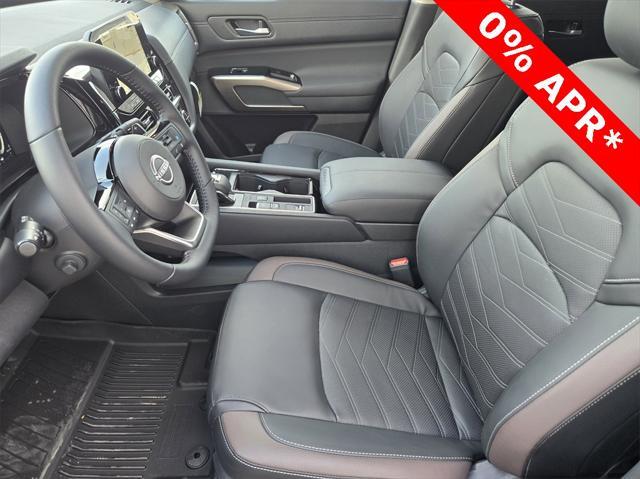 new 2025 Nissan Pathfinder car, priced at $49,306