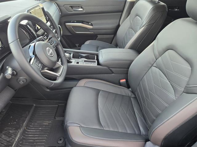 new 2025 Nissan Pathfinder car, priced at $48,809