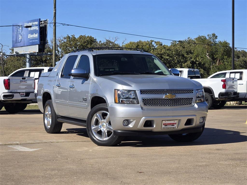used 2013 Chevrolet Avalanche car, priced at $15,537