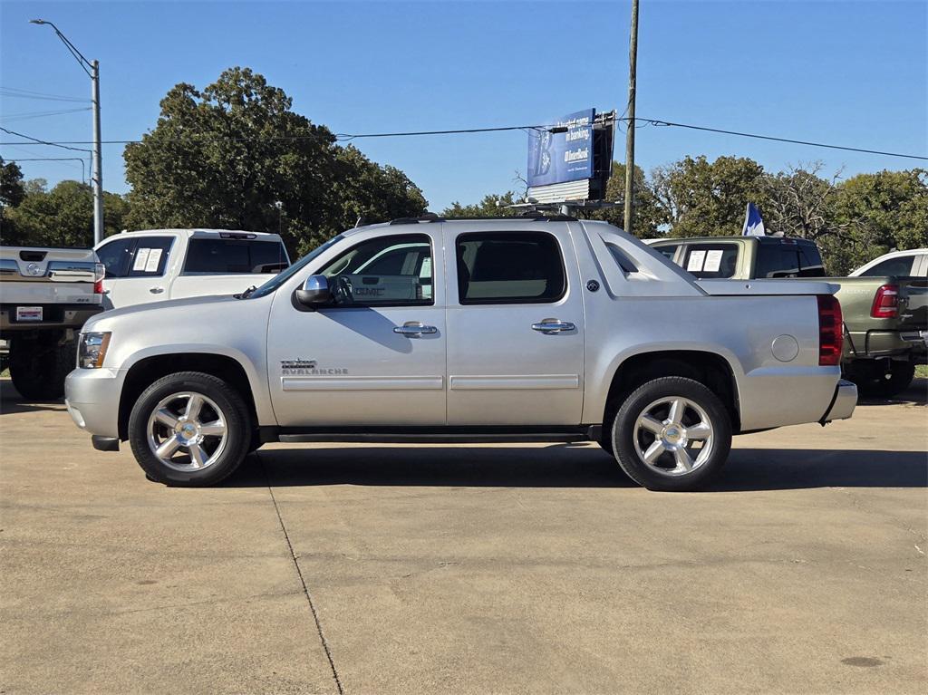 used 2013 Chevrolet Avalanche car, priced at $15,537