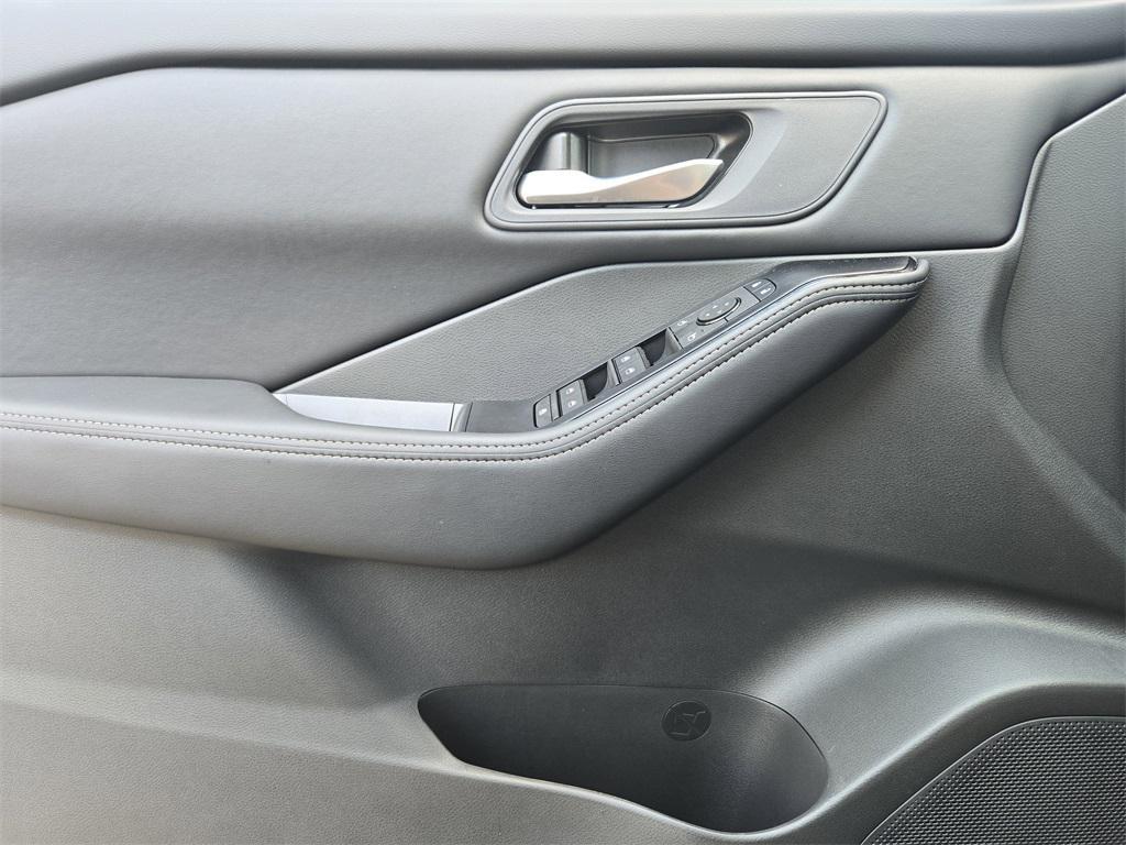 new 2026 Nissan Rogue car, priced at $29,653