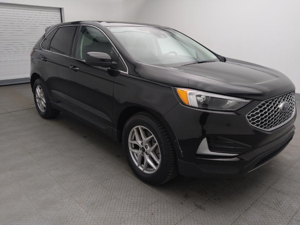 used 2024 Ford Edge car, priced at $23,595